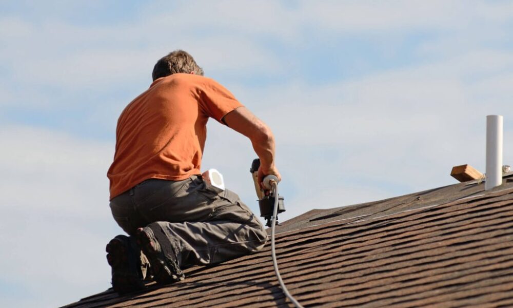 Trusted roofing contractor in Spring, Texas specializing in roof installation and repair services.